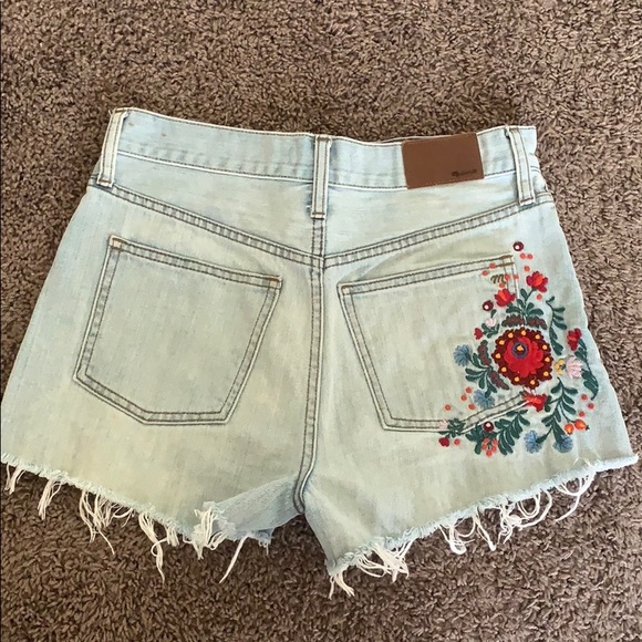 Madewell Embroidered “The Perfect Jean Shorts” - Picture 3 of 6